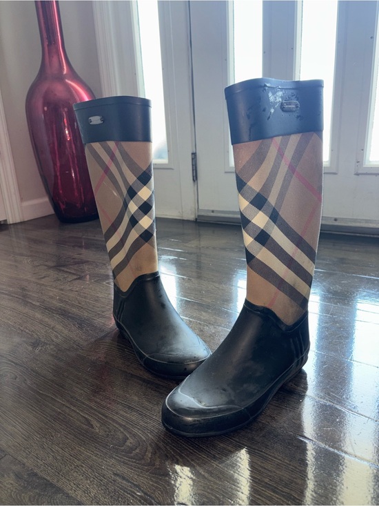 Burberry Shoes - Burberry Black and Tan Plaid Tall Rain Boots